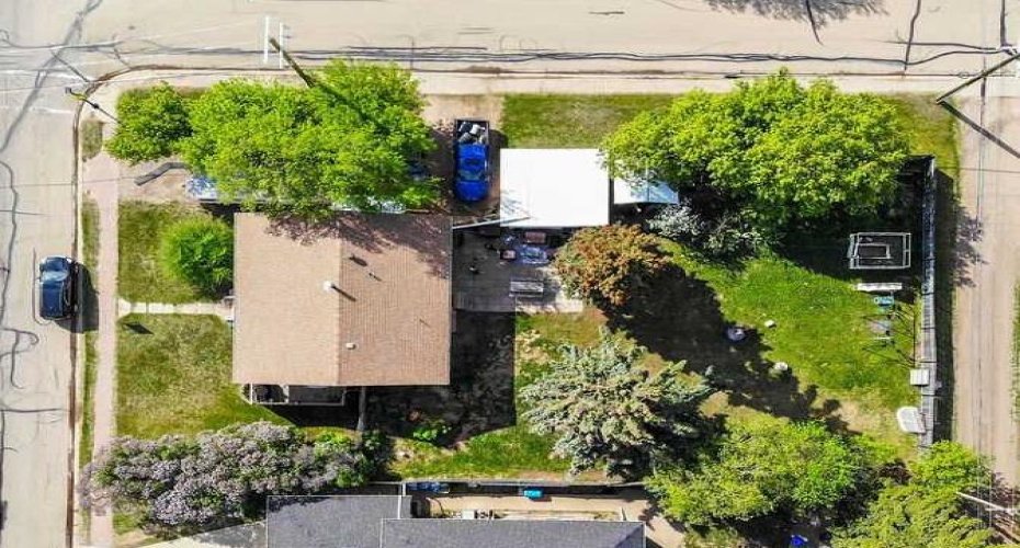 502 5 Avenue, Wainwright, Alberta T9W 1B1, 4 Bedrooms Bedrooms, ,3 BathroomsBathrooms,Residential,For Sale,5,A2284643
