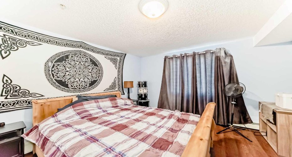 6224 17 Avenue, Calgary, Alberta T2A 7X8, 1 Bedroom Bedrooms, ,1 BathroomBathrooms,Residential,For Sale,17,A2284728