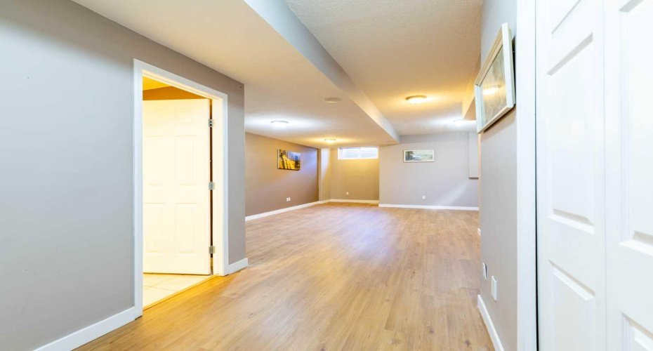 1421 40 Street, Calgary, Alberta T3C 1W8, 4 Bedrooms Bedrooms, ,4 BathroomsBathrooms,Residential,For Sale,40,A2282999