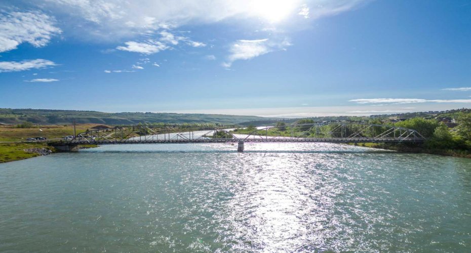 525 River Heights Drive, Cochrane, Alberta T4C 3E4, 3 Bedrooms Bedrooms, ,3 BathroomsBathrooms,Residential,For Sale,River Heights,A2282375