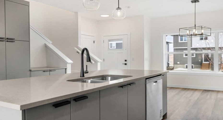 525 River Heights Drive, Cochrane, Alberta T4C 3E3, 3 Bedrooms Bedrooms, ,3 BathroomsBathrooms,Residential,For Sale,River Heights,A2282391