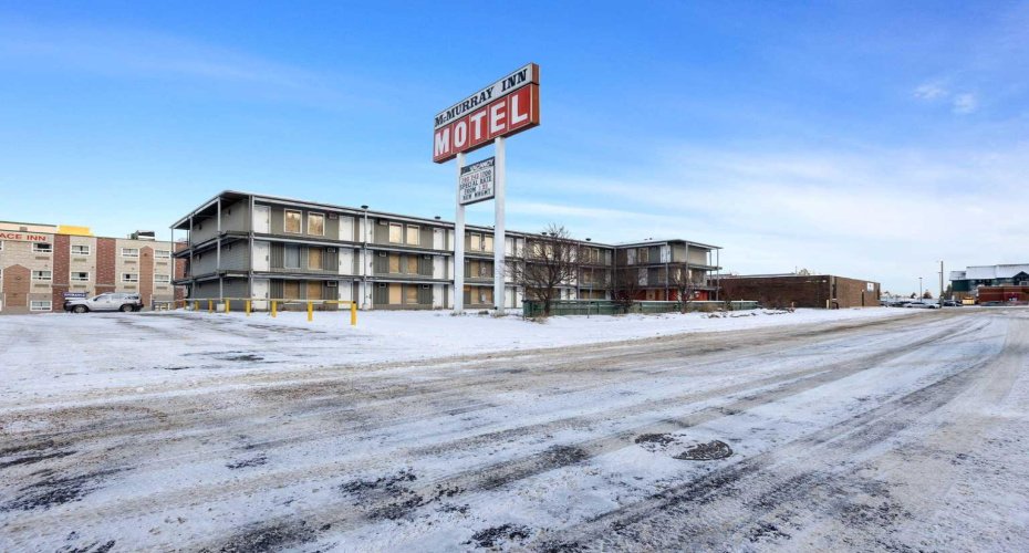 9906 Saunderson Avenue, Fort McMurray, Alberta T9H 1R9, ,Commercial,For Sale,Saunderson,A2274315