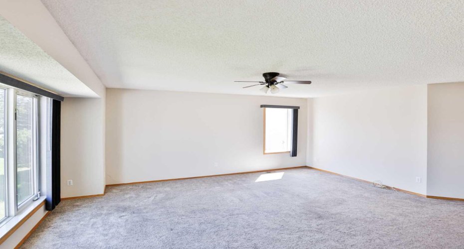 105 Aspen Way, Vulcan, Alberta T0L 2B0, 5 Bedrooms Bedrooms, ,3 BathroomsBathrooms,Residential,For Sale,Aspen,A2279104