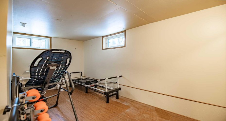 274052 Township Road 424, Rural Ponoka County, Alberta T4J 1V9, 5 Bedrooms Bedrooms, ,3 BathroomsBathrooms,Residential,For Sale,Township Road 424,A2283047