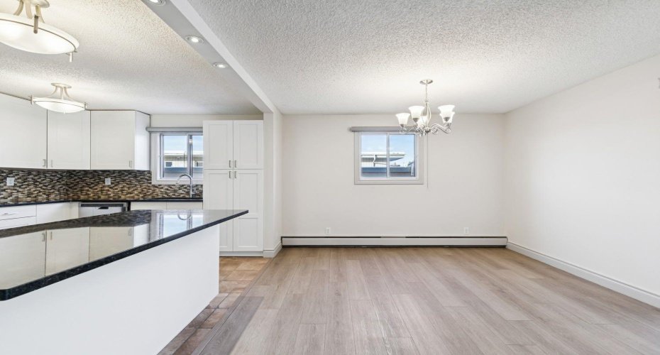 1607 26 Avenue, Calgary, Alberta T2T 1C7, 3 Bedrooms Bedrooms, ,1 BathroomBathrooms,Residential,For Sale,26,A2283295