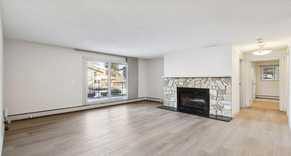 1607 26 Avenue, Calgary, Alberta T2T 1C7, 3 Bedrooms Bedrooms, ,1 BathroomBathrooms,Residential,For Sale,26,A2283295