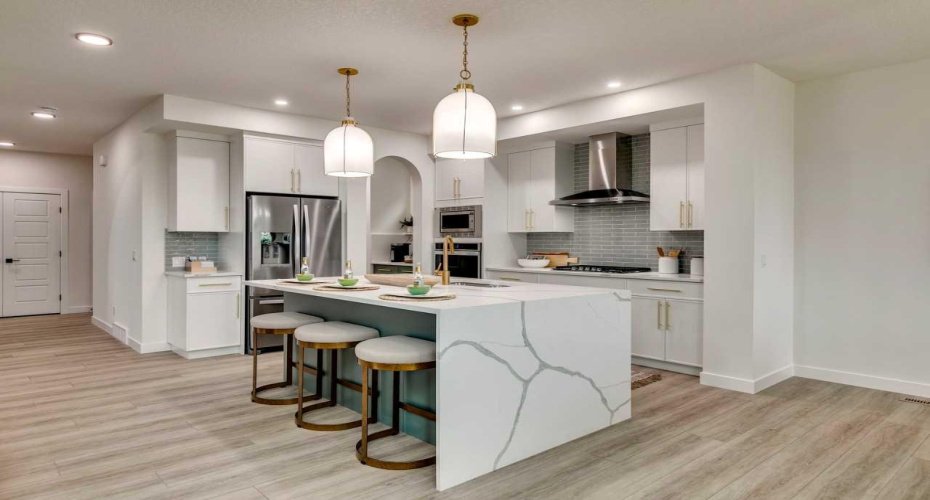 71 Emerson Crescent, Okotoks, Alberta T1S 3M9, 4 Bedrooms Bedrooms, ,3 BathroomsBathrooms,Residential,For Sale,Emerson,A2284341