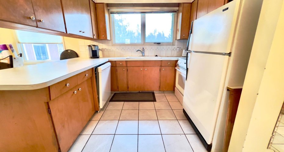 607 7 Avenue, Hanna, Alberta T0J 1P0, 4 Bedrooms Bedrooms, ,2 BathroomsBathrooms,Residential,For Sale,7,A2284873