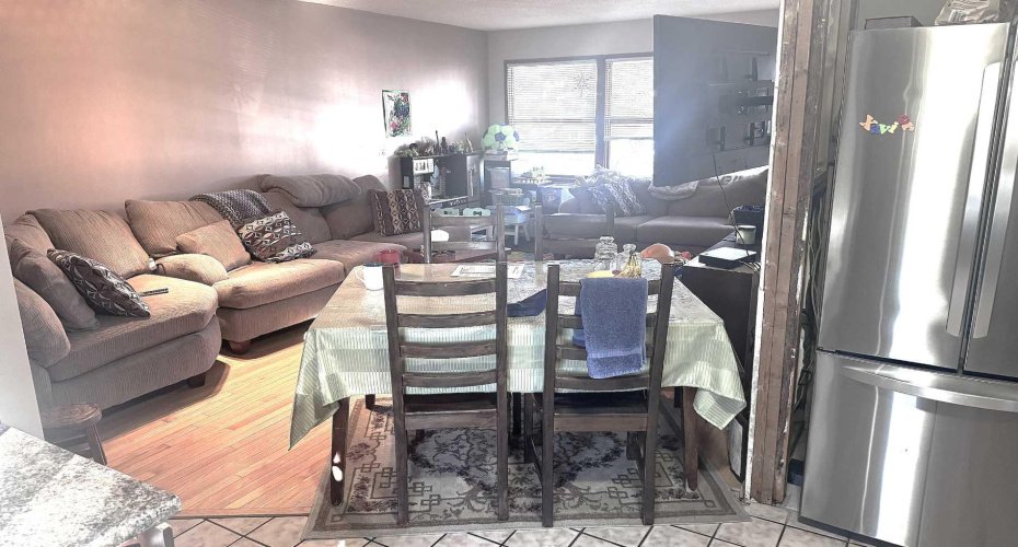 6503 33 Avenue, Calgary, Alberta T3B 1K9, 1 Bedroom Bedrooms, ,1 BathroomBathrooms,Residential,For Sale,33,A2284959