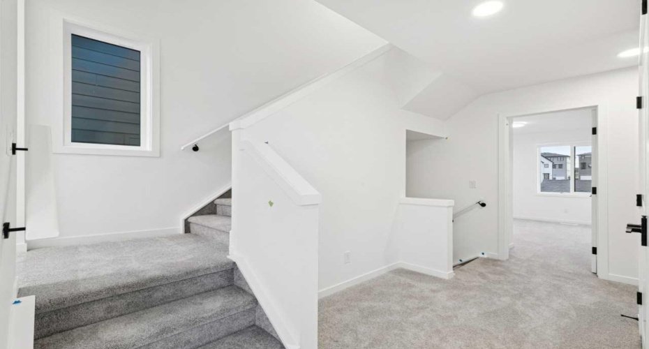 28 Bluerock Terrace, Calgary, Alberta T2Y0V8, 3 Bedrooms Bedrooms, ,3 BathroomsBathrooms,Residential,For Sale,Bluerock,A2284993