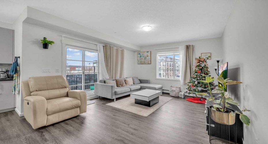 151 Legacy Main Street, Calgary, Alberta T2X 5C7, 2 Bedrooms Bedrooms, ,2 BathroomsBathrooms,Residential,For Sale,Legacy Main,A2273523