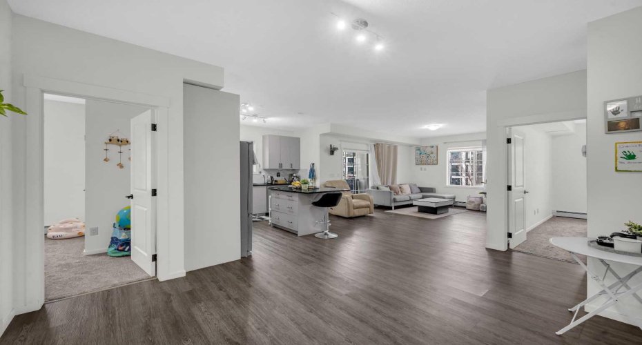 151 Legacy Main Street, Calgary, Alberta T2X 5C7, 2 Bedrooms Bedrooms, ,2 BathroomsBathrooms,Residential,For Sale,Legacy Main,A2273523