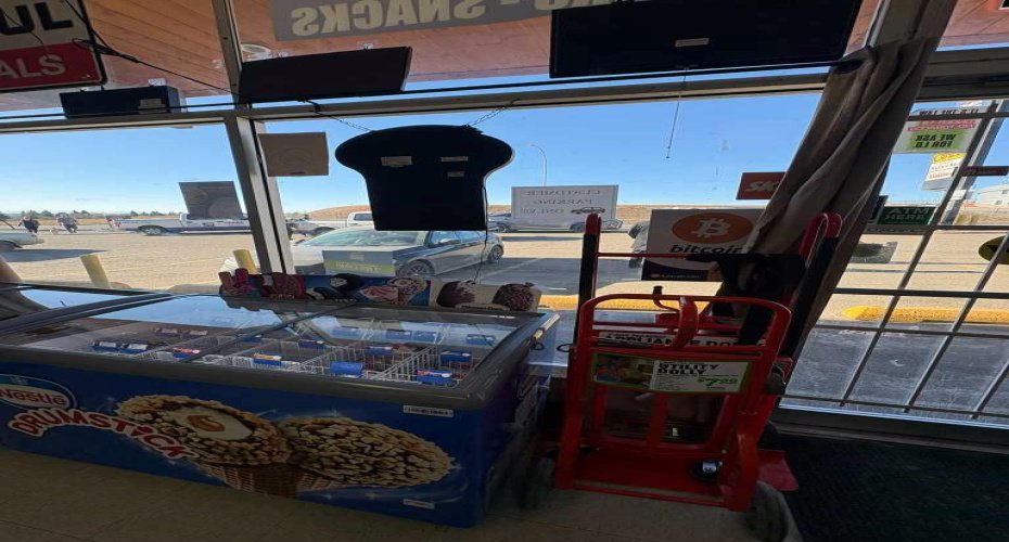 Calgary, Alberta, ,Commercial,For Lease,A2284921