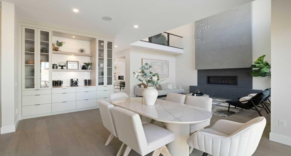 232 West Chestermere Drive, Chestermere, Alberta T1X 1B2, 7 Bedrooms Bedrooms, ,5 BathroomsBathrooms,Residential,For Sale,West Chestermere,A2285107