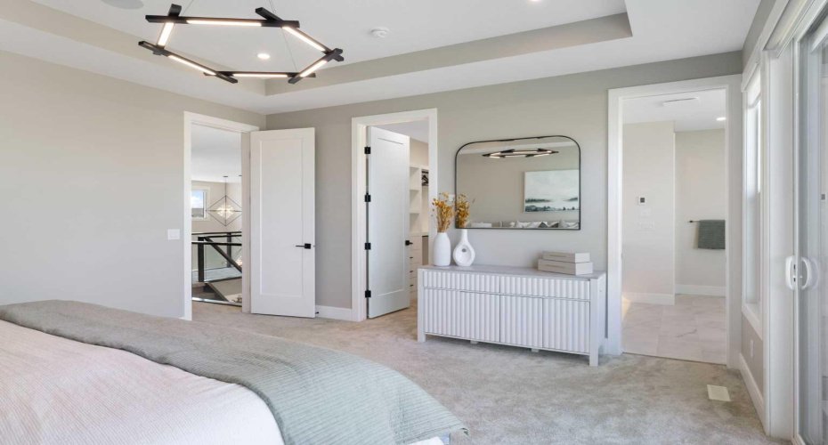 232 West Chestermere Drive, Chestermere, Alberta T1X 1B2, 7 Bedrooms Bedrooms, ,5 BathroomsBathrooms,Residential,For Sale,West Chestermere,A2285107