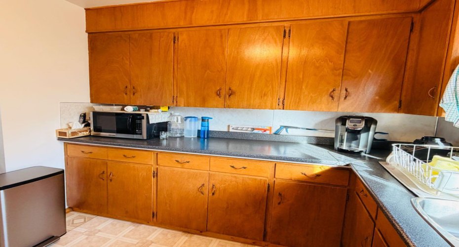 421 Retzke Street, Enchant, Alberta T0K 0V0, 5 Bedrooms Bedrooms, ,3 BathroomsBathrooms,Residential,For Sale,Retzke,A2285117