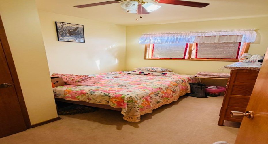 421 Retzke Street, Enchant, Alberta T0K 0V0, 5 Bedrooms Bedrooms, ,3 BathroomsBathrooms,Residential,For Sale,Retzke,A2285117