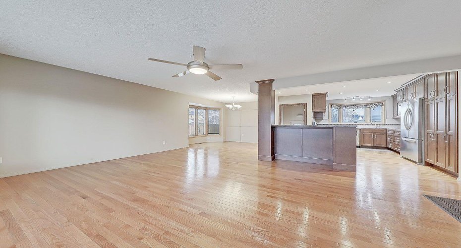 44 Granlea Place, Calgary, Alberta T3E4K2, 5 Bedrooms Bedrooms, ,3 BathroomsBathrooms,Residential,For Sale,Granlea,A2285137