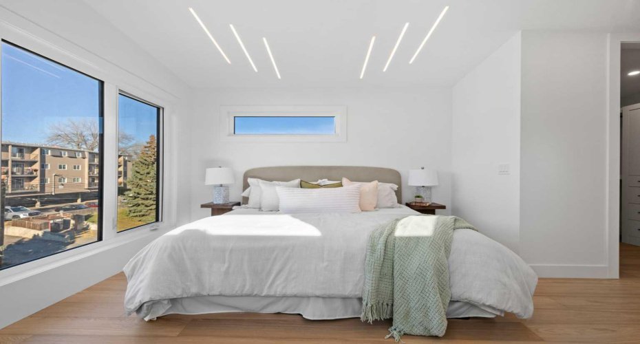 2518 16B Street, Calgary, Alberta T2T 4L9, 4 Bedrooms Bedrooms, ,4 BathroomsBathrooms,Residential,For Sale,16B,A2285251