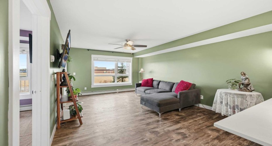 302 Skyview Ranch Drive, Calgary, Alberta T3N 0P5, 2 Bedrooms Bedrooms, ,1 BathroomBathrooms,Residential,For Sale,Skyview Ranch,A2285290