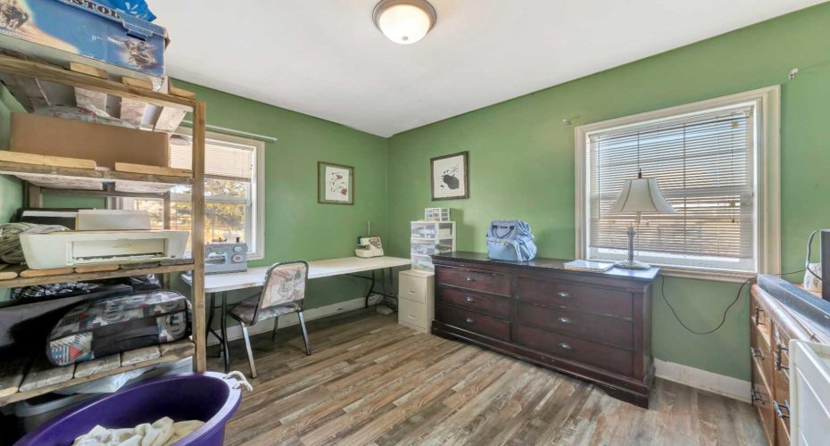 202 1 Street, Lashburn, Saskatchewan S0M 1H0, 2 Bedrooms Bedrooms, ,1 BathroomBathrooms,Residential,For Sale,1,A2285303