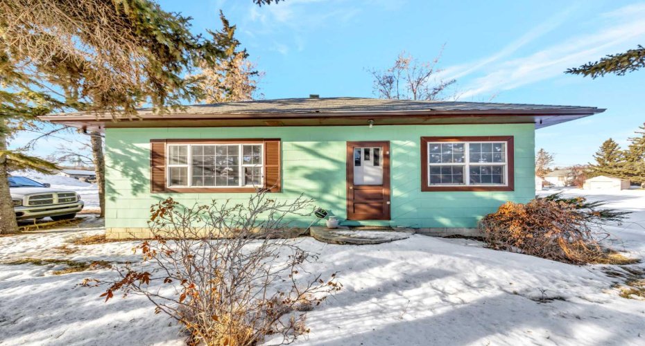 202 1 Street, Lashburn, Saskatchewan S0M 1H0, 2 Bedrooms Bedrooms, ,1 BathroomBathrooms,Residential,For Sale,1,A2285303
