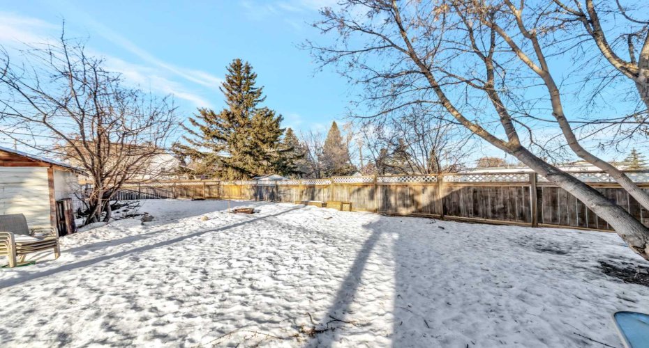 202 1 Street, Lashburn, Saskatchewan S0M 1H0, 2 Bedrooms Bedrooms, ,1 BathroomBathrooms,Residential,For Sale,1,A2285303
