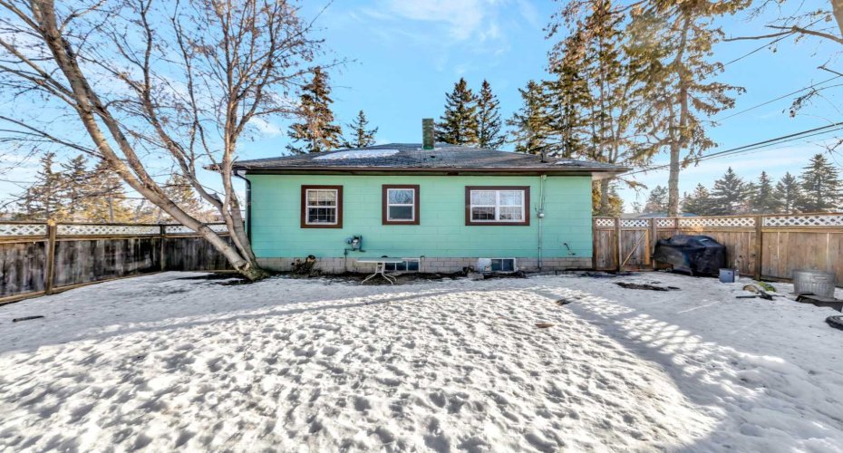 202 1 Street, Lashburn, Saskatchewan S0M 1H0, 2 Bedrooms Bedrooms, ,1 BathroomBathrooms,Residential,For Sale,1,A2285303