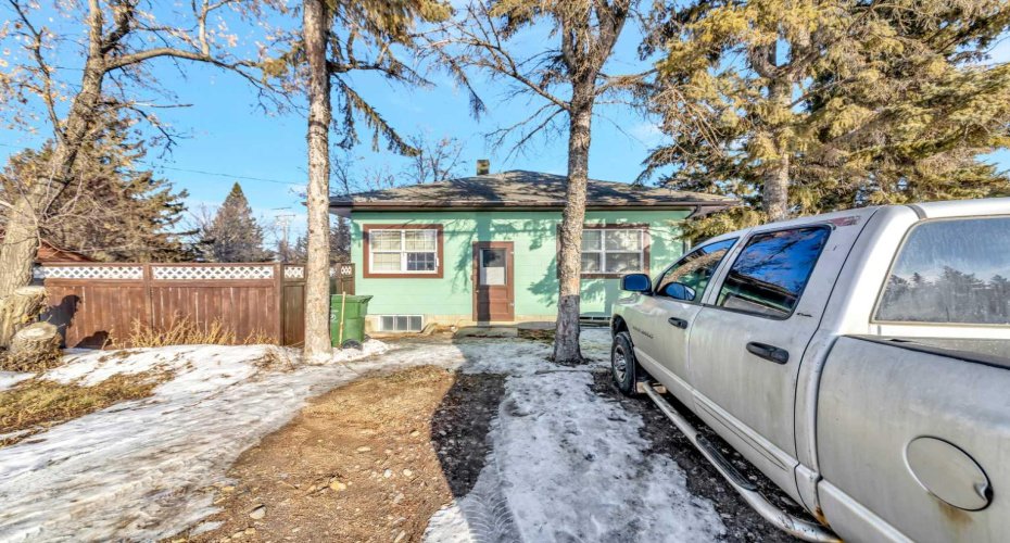 202 1 Street, Lashburn, Saskatchewan S0M 1H0, 2 Bedrooms Bedrooms, ,1 BathroomBathrooms,Residential,For Sale,1,A2285303