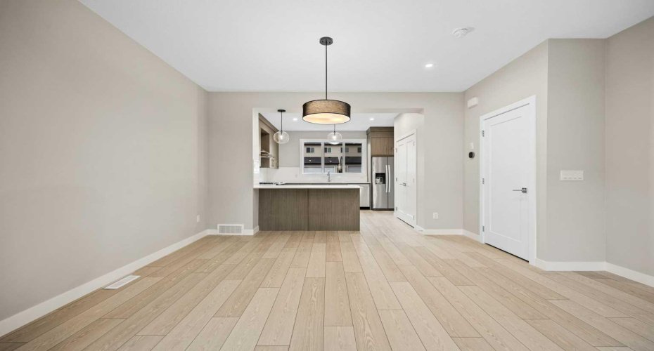 536 Chelsea Gardens, Chestermere, Alberta T1X 2V5, 3 Bedrooms Bedrooms, ,3 BathroomsBathrooms,Residential,For Sale,Chelsea,A2285388