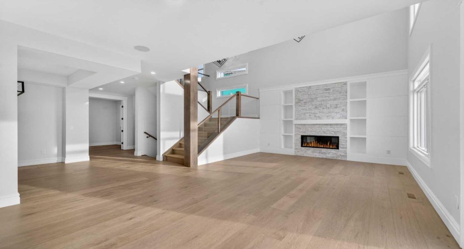 98 Waterford Crescent, Chestermere, Alberta T1X 3A2, 5 Bedrooms Bedrooms, ,5 BathroomsBathrooms,Residential,For Sale,Waterford,A2285472