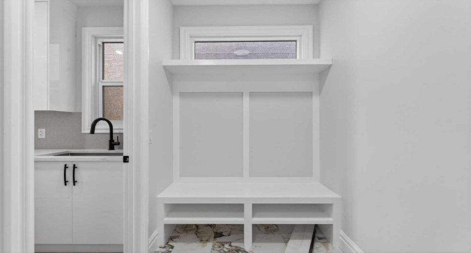 98 Waterford Crescent, Chestermere, Alberta T1X 3A2, 5 Bedrooms Bedrooms, ,5 BathroomsBathrooms,Residential,For Sale,Waterford,A2285472