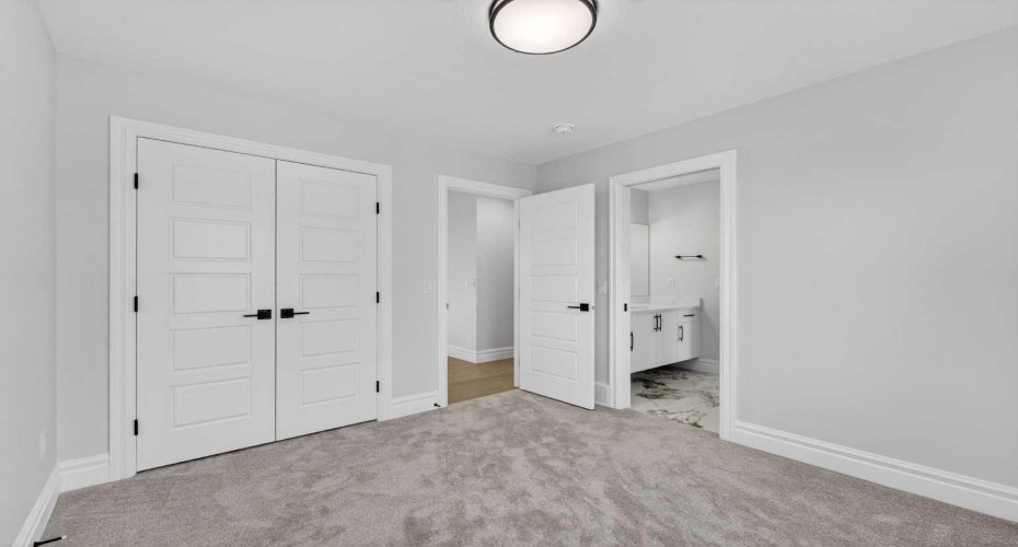 98 Waterford Crescent, Chestermere, Alberta T1X 3A2, 5 Bedrooms Bedrooms, ,5 BathroomsBathrooms,Residential,For Sale,Waterford,A2285472