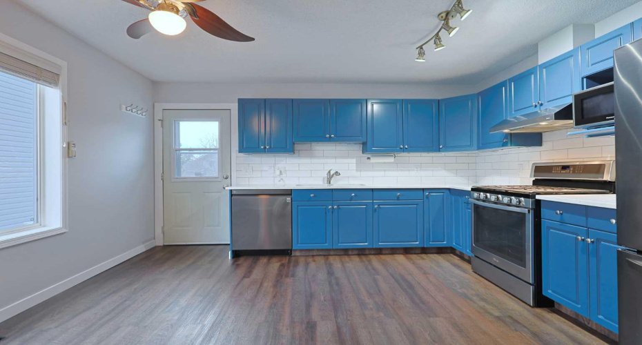 19 Sunridge Crescent, Airdrie, Alberta T4B 2G6, 4 Bedrooms Bedrooms, ,3 BathroomsBathrooms,Residential,For Sale,Sunridge,A2282964 19 Sunridge Crescent, Airdrie, Alberta T4B 2G6, 4 Bedrooms Bedrooms, ,3 BathroomsBathrooms,Residential,For Sale,Sunridge,A2282964