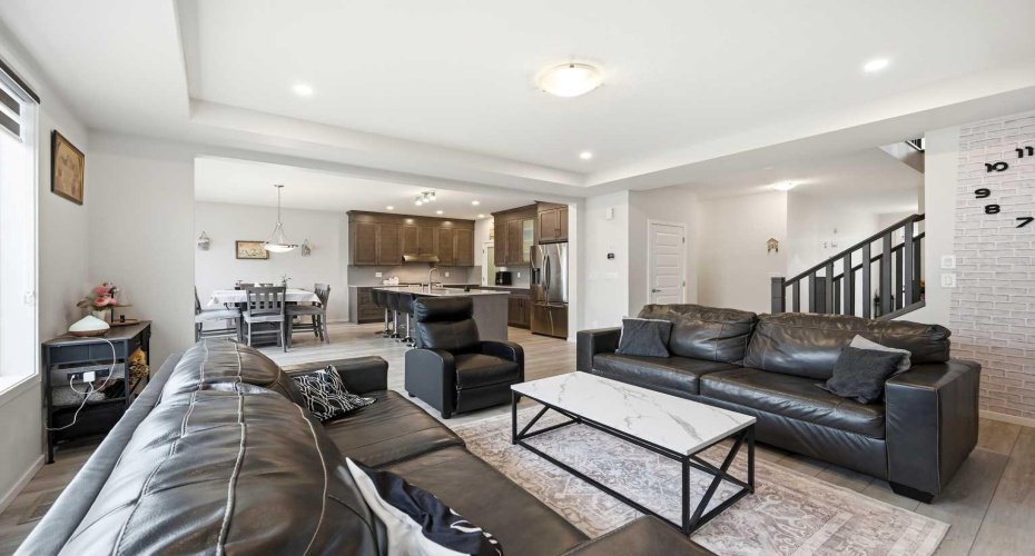 717 Windrow Manor, Airdrie, Alberta T4B 5H6, 4 Bedrooms Bedrooms, ,4 BathroomsBathrooms,Residential,For Sale,Windrow,A2284526 717 Windrow Manor, Airdrie, Alberta T4B 5H6, 4 Bedrooms Bedrooms, ,4 BathroomsBathrooms,Residential,For Sale,Windrow,A2284526