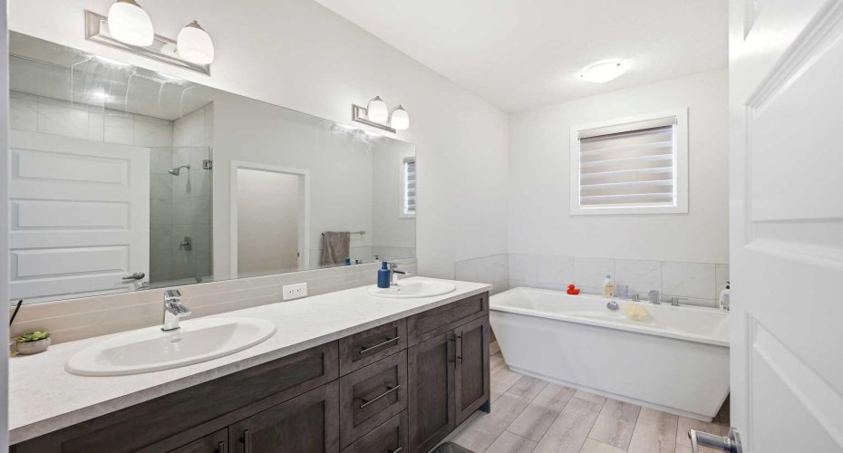 5 piece master en-suite 5 piece master en-suite