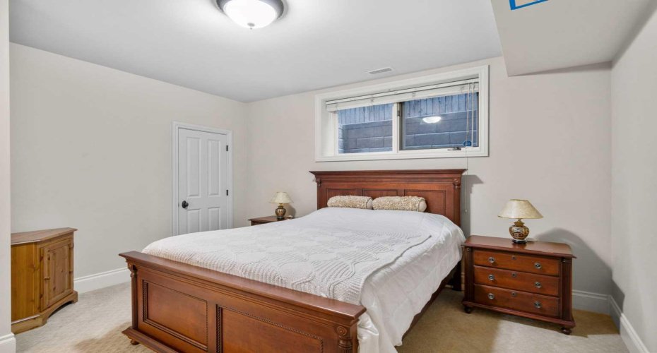 2905 Carleton Street, Calgary, Alberta T2T 3L1, 6 Bedroom Bedrooms, 0 ,7 BathroomBathrooms,Residential,For Sale,Carleton,0,A2285018