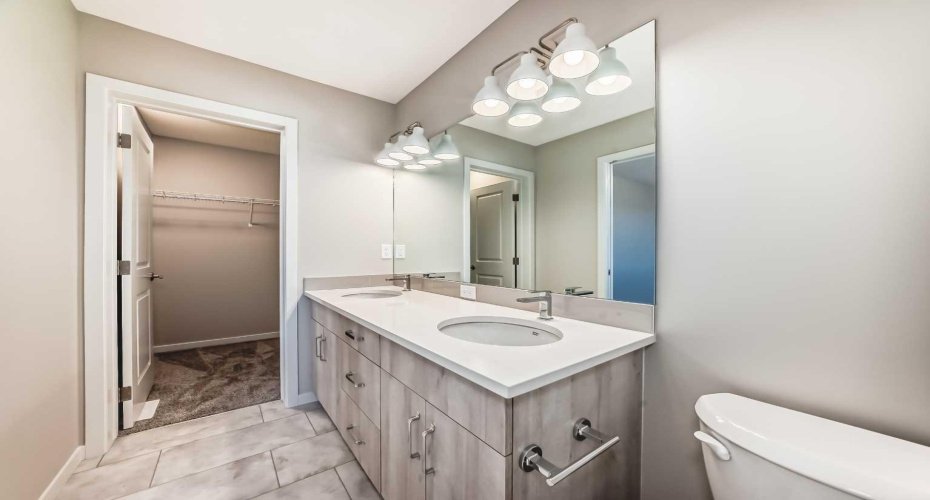 17 Hotchkiss Road, Calgary, Alberta T3S 0T8, 3 Bedrooms Bedrooms, ,3 BathroomsBathrooms,Residential,For Sale,Hotchkiss,A2285060