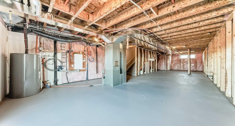 17 Hotchkiss Road, Calgary, Alberta T3S 0T8, 3 Bedrooms Bedrooms, ,3 BathroomsBathrooms,Residential,For Sale,Hotchkiss,A2285060