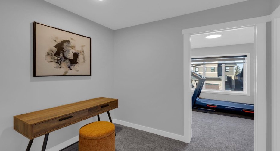 HOBBY/HOMEWORK SPACE