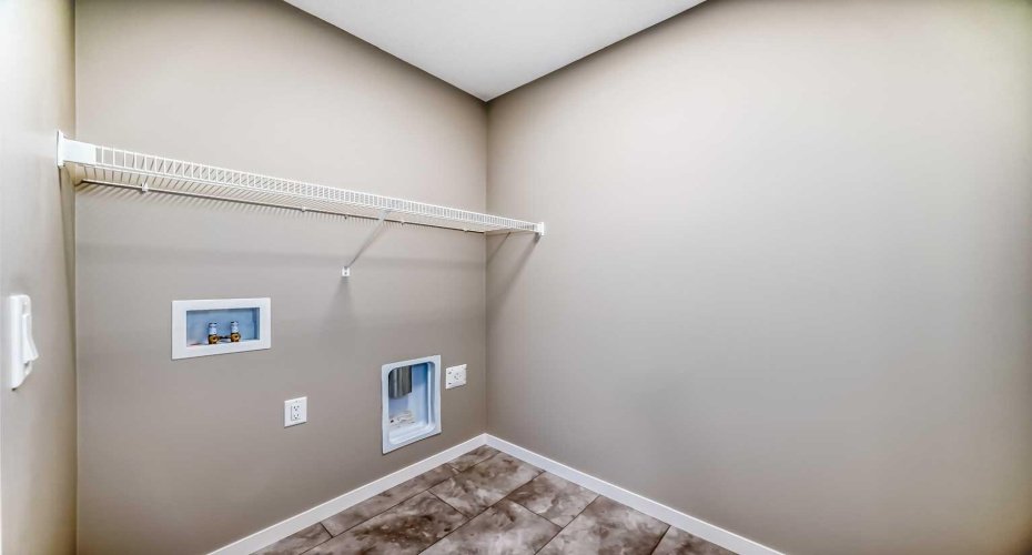 21 Hotchkiss Road, Calgary, Alberta T3S 0T8, 3 Bedrooms Bedrooms, ,3 BathroomsBathrooms,Residential,For Sale,Hotchkiss,A2285215