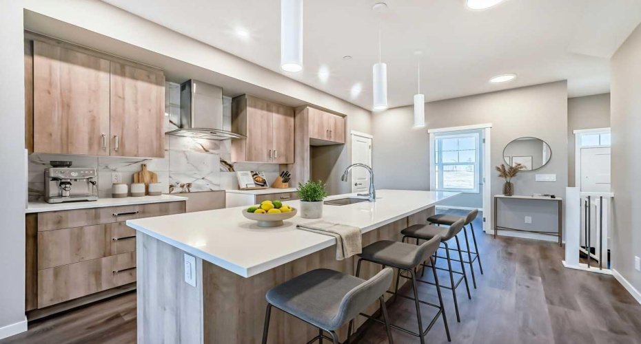 21 Hotchkiss Road, Calgary, Alberta T3S 0T8, 3 Bedrooms Bedrooms, ,3 BathroomsBathrooms,Residential,For Sale,Hotchkiss,A2285215