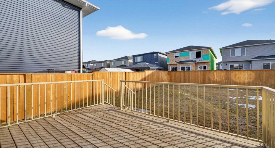 78 Corner Meadows Row, Calgary, Alberta T3N 1X9, 3 Bedrooms Bedrooms, ,3 BathroomsBathrooms,Residential,For Sale,Corner Meadows,A2285257