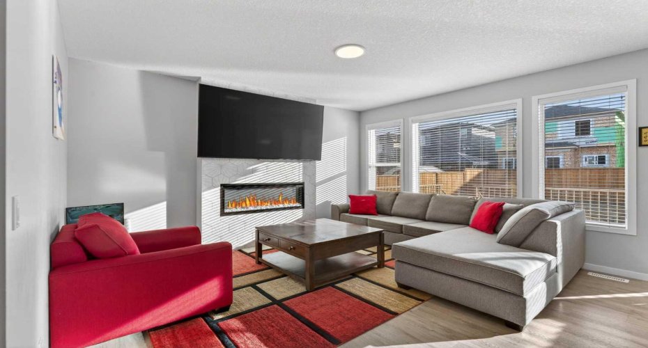 78 Corner Meadows Row, Calgary, Alberta T3N 1X9, 3 Bedrooms Bedrooms, ,3 BathroomsBathrooms,Residential,For Sale,Corner Meadows,A2285257