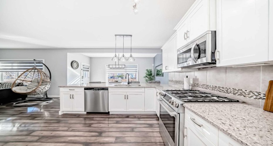 6 Canals Court, Airdrie, Alberta T4B0S6, 4 Bedrooms Bedrooms, ,4 BathroomsBathrooms,Residential,For Sale,Canals,A2285268 6 Canals Court, Airdrie, Alberta T4B0S6, 4 Bedrooms Bedrooms, ,4 BathroomsBathrooms,Residential,For Sale,Canals,A2285268