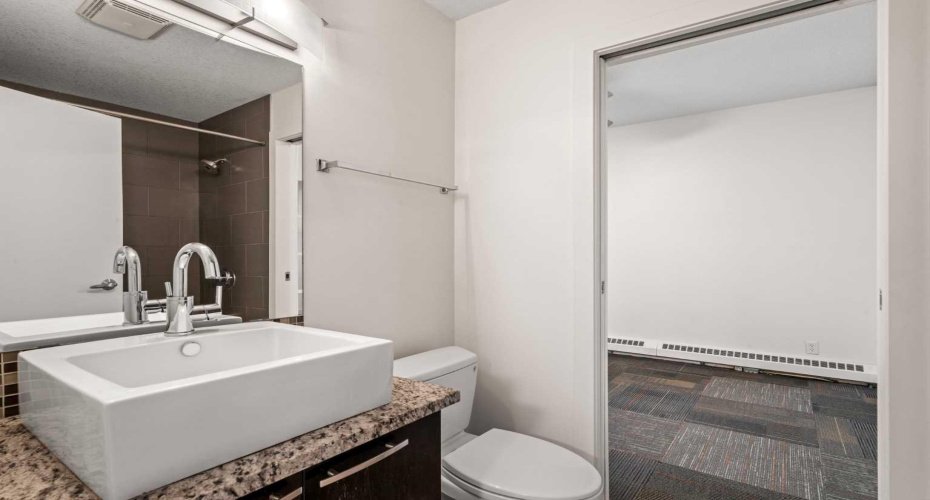 333 22 Avenue, Calgary, Alberta T2S 0H3, 1 Bedroom Bedrooms, ,1 BathroomBathrooms,Residential,For Sale,22,A2285295