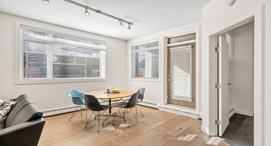 333 22 Avenue, Calgary, Alberta T2S 0H3, 1 Bedroom Bedrooms, ,1 BathroomBathrooms,Residential,For Sale,22,A2285295