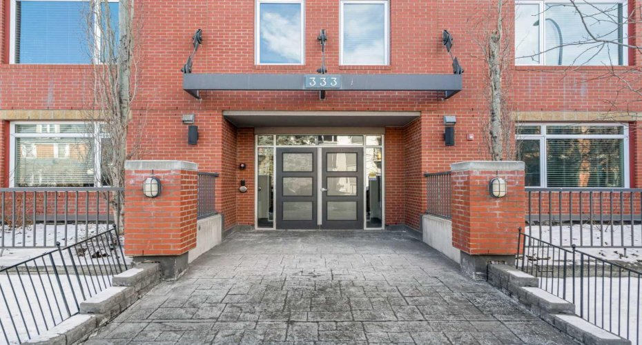 333 22 Avenue, Calgary, Alberta T2S 0H3, 1 Bedroom Bedrooms, ,1 BathroomBathrooms,Residential,For Sale,22,A2285295