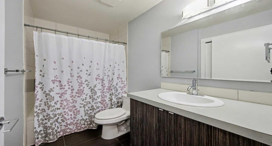 788 12 Avenue, Calgary, Alberta T2R 0H1, 1 Bedroom Bedrooms, ,1 BathroomBathrooms,Residential,For Sale,12,A2285349