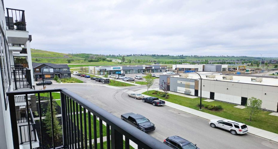 111 Wolf Creek Drive, Calgary, Alberta T2X 5X2, 2 Bedrooms Bedrooms, ,2 BathroomsBathrooms,Residential,For Sale,Wolf Creek,A2285535